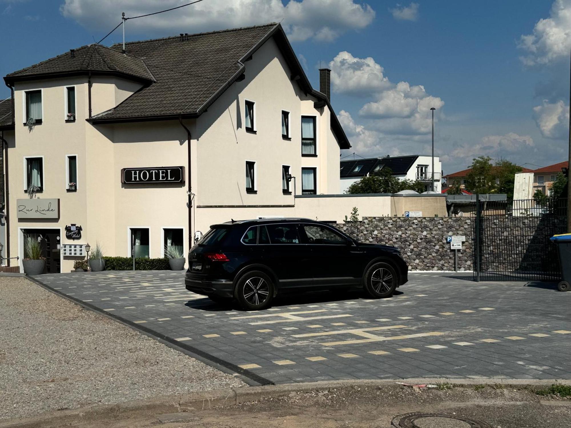 Hotel Zur Linde Saarlouis Exterior foto